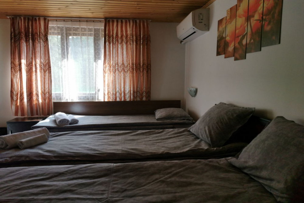 Тройни стаи  